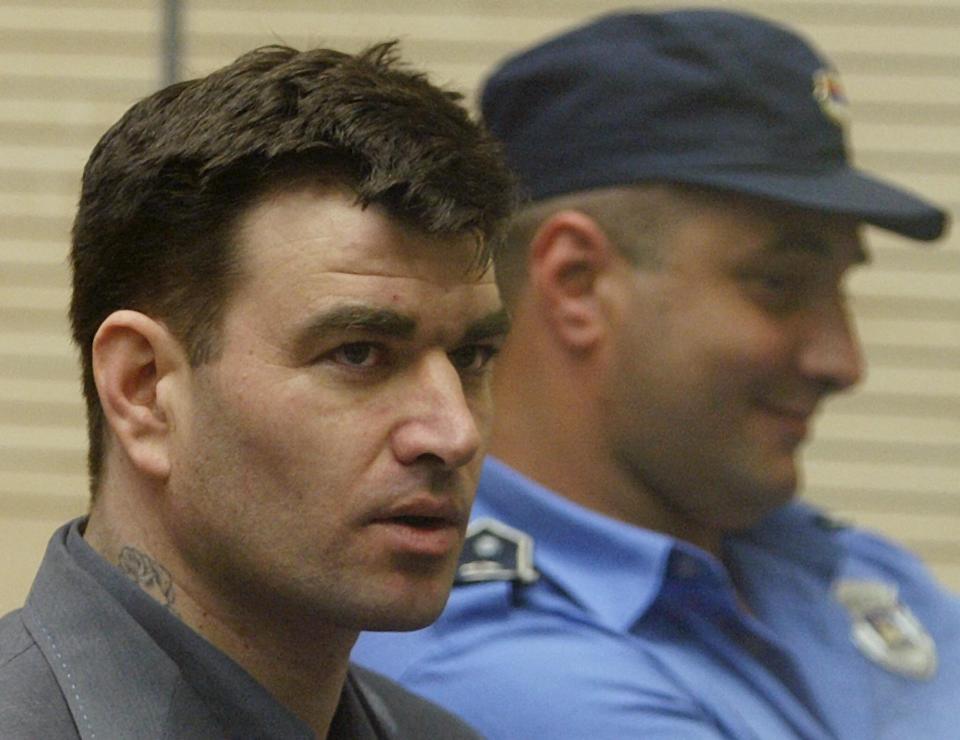 Serbian assassin Umelek in the dock in 2004