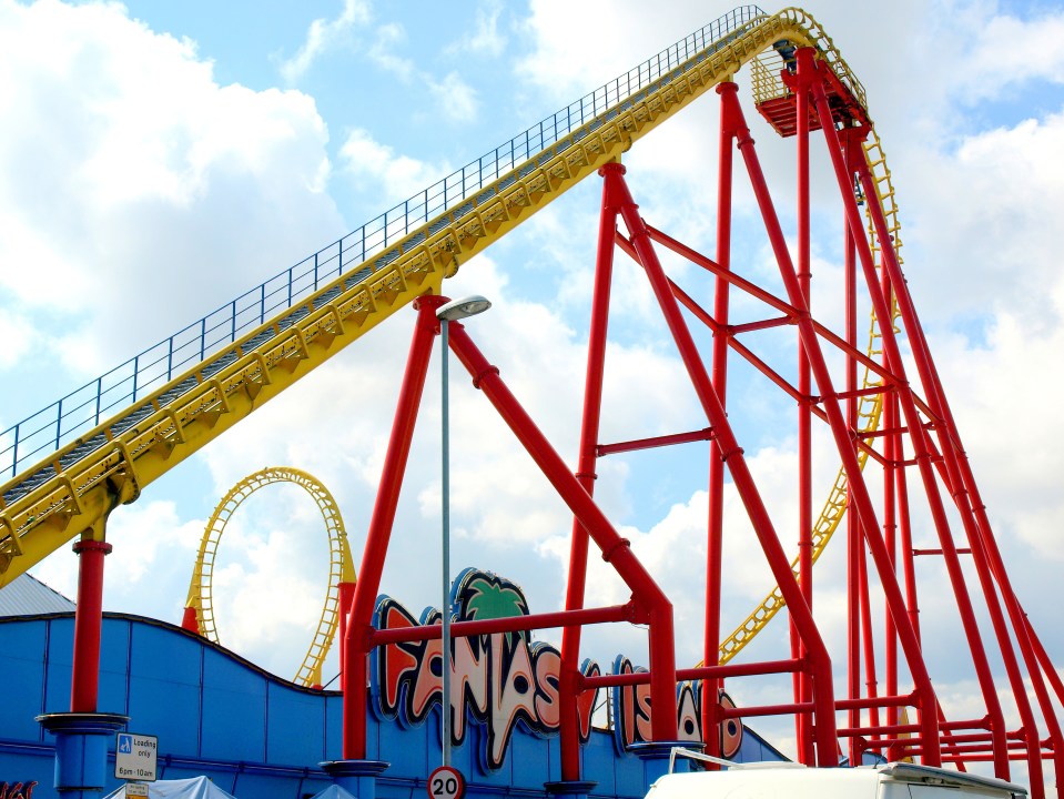 Fantasy Island is just a stone’s throw from the beach and has exciting rides in its Discovery and Adventure lands