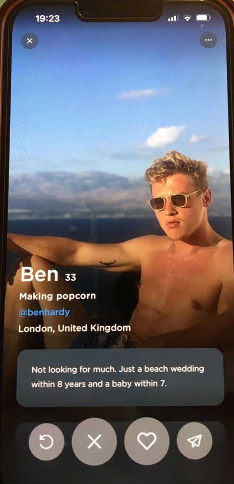 His account even features a shirtless snap