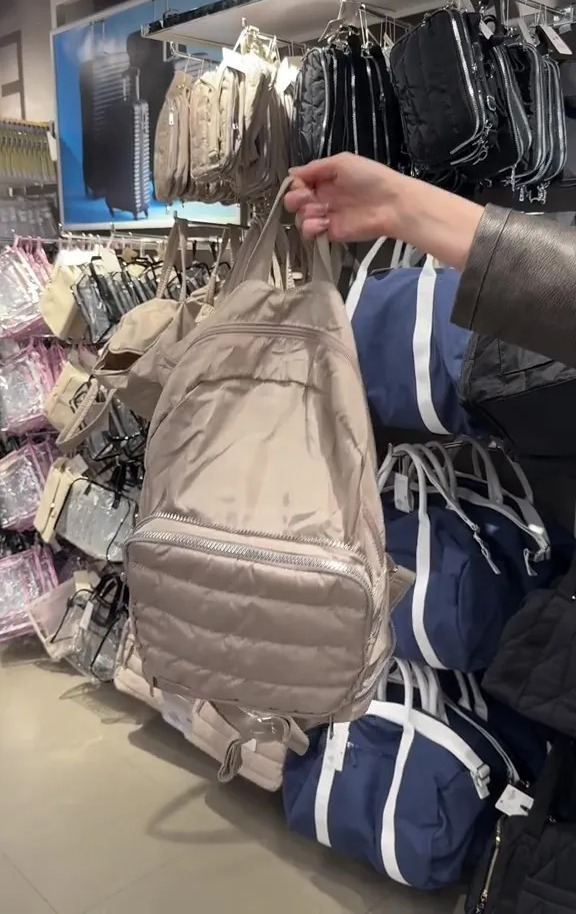 It transforms into a rucksack