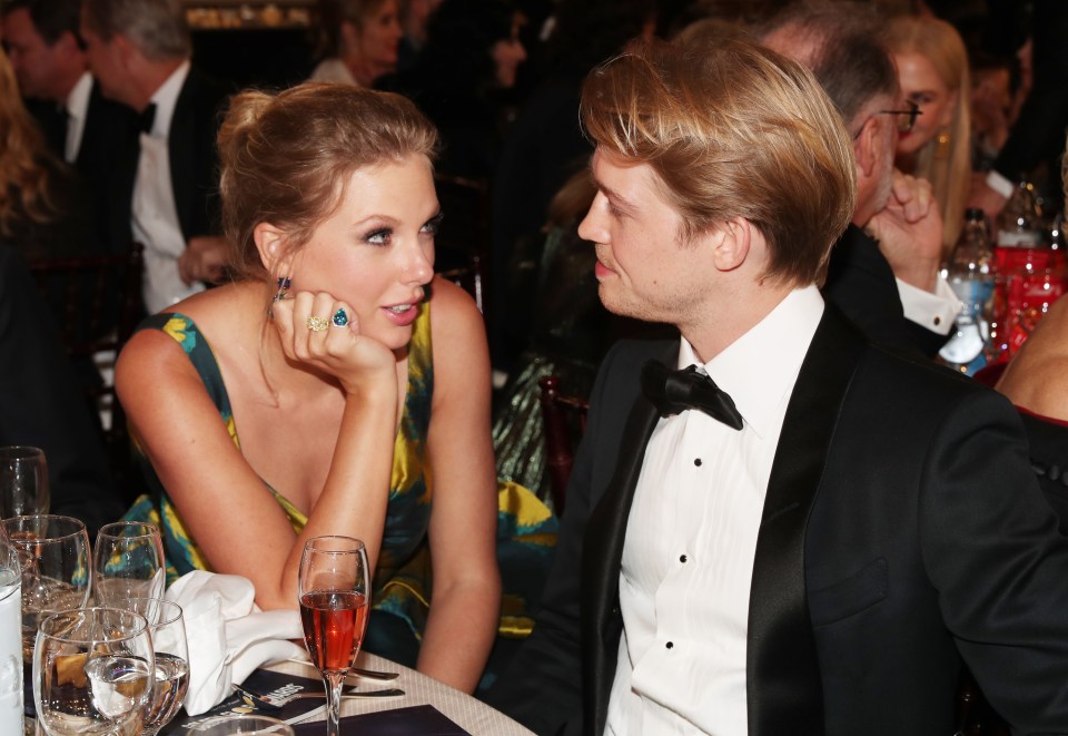 Before Matt, Taylor was in a six year relationship with Joe Alwyn