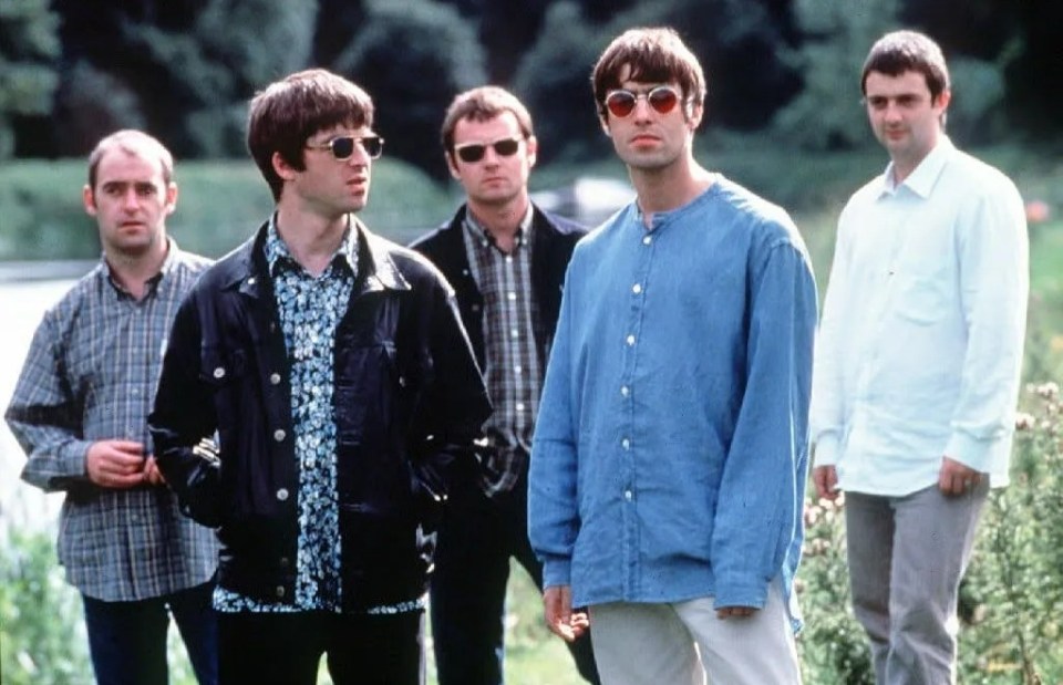 Oasis are a iconic English rock band