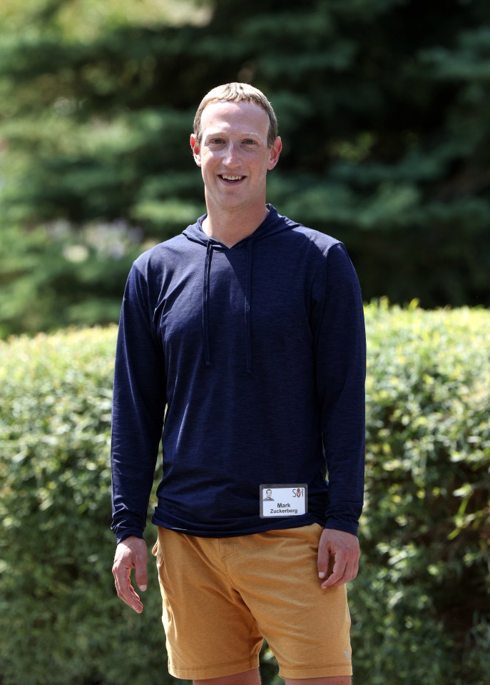 SUN VALLEY, IDAHO - JULY 08: CEO of Facebook Mark Zuckerberg walks to lunch following a session at the Allen & Company Sun Valley Conference on July 08, 2021 in Sun Valley, Idaho. After a year hiatus due to the COVID-19 pandemic, the worlds most wealthy and powerful businesspeople from the media, finance, and technology worlds will converge at the Sun Valley Resort for the exclusive week-long conference. (Photo by Kevin Dietsch/Getty Images)