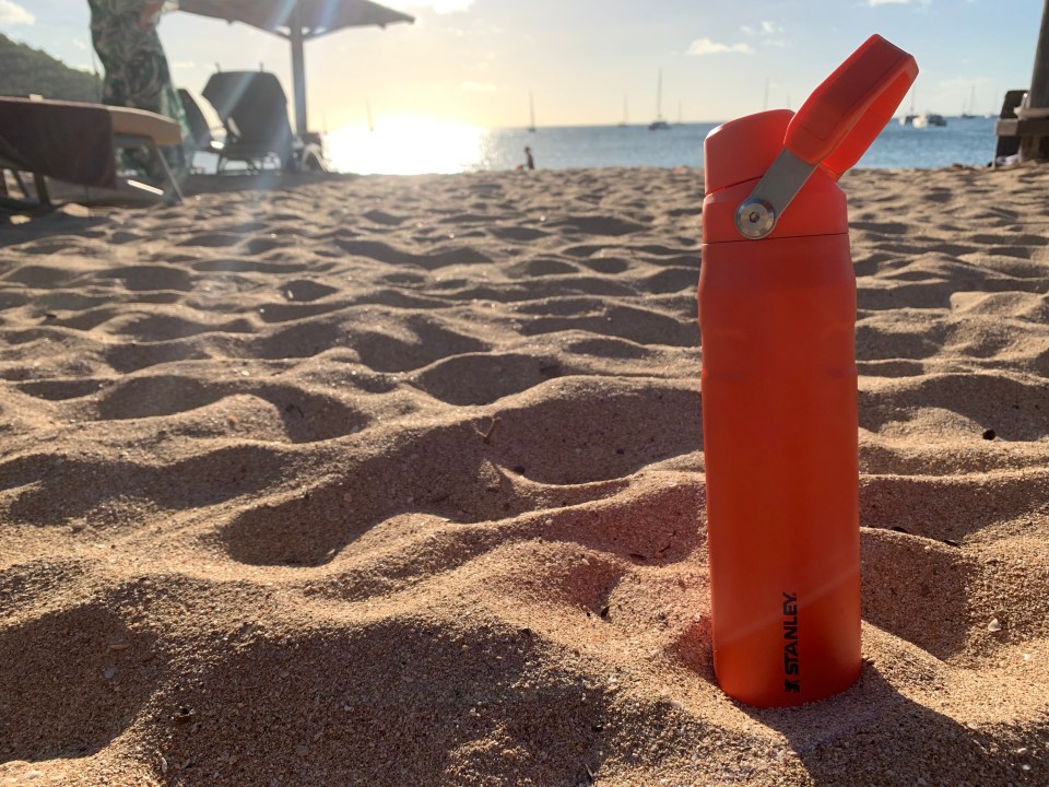 Zoe tested out just how cold your Stanley keeps your drinks on holiday