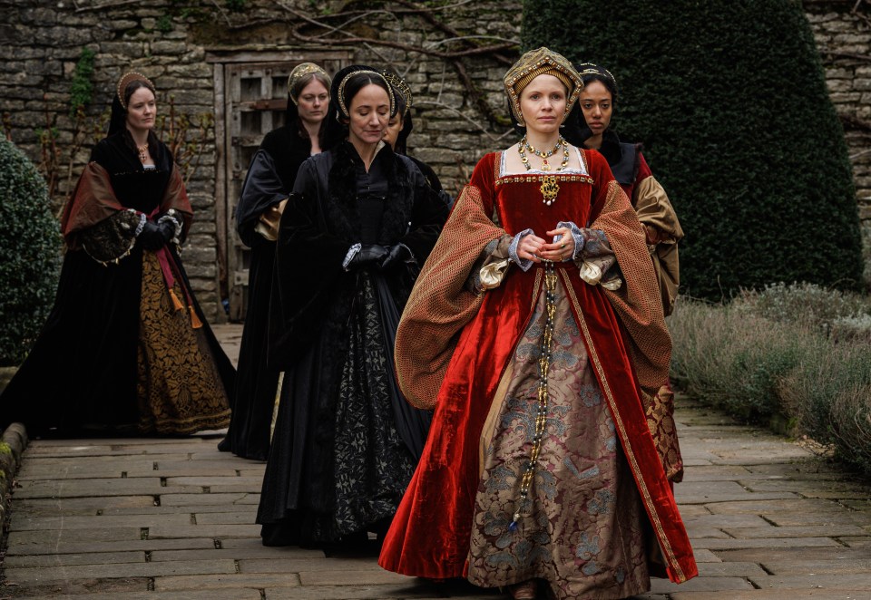 Kate Phillips as Jane Seymour in the show