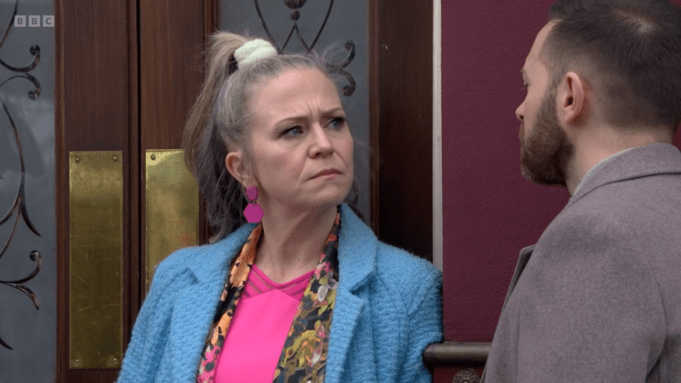 Linda Carter has been forced into making a huge decision to frame Dean for murder