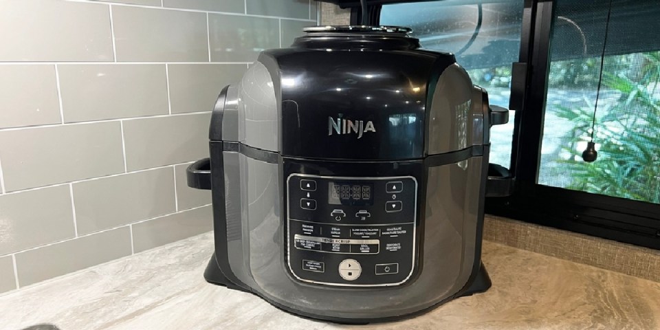 Foodies can now pick up a Ninja air fryer which normally costs £300 for just £165