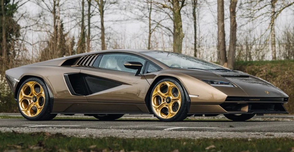 The stunning Lamborghini 2022 Countach LPI 800-4 comes with gold wheels and is set to sell for £1.5million