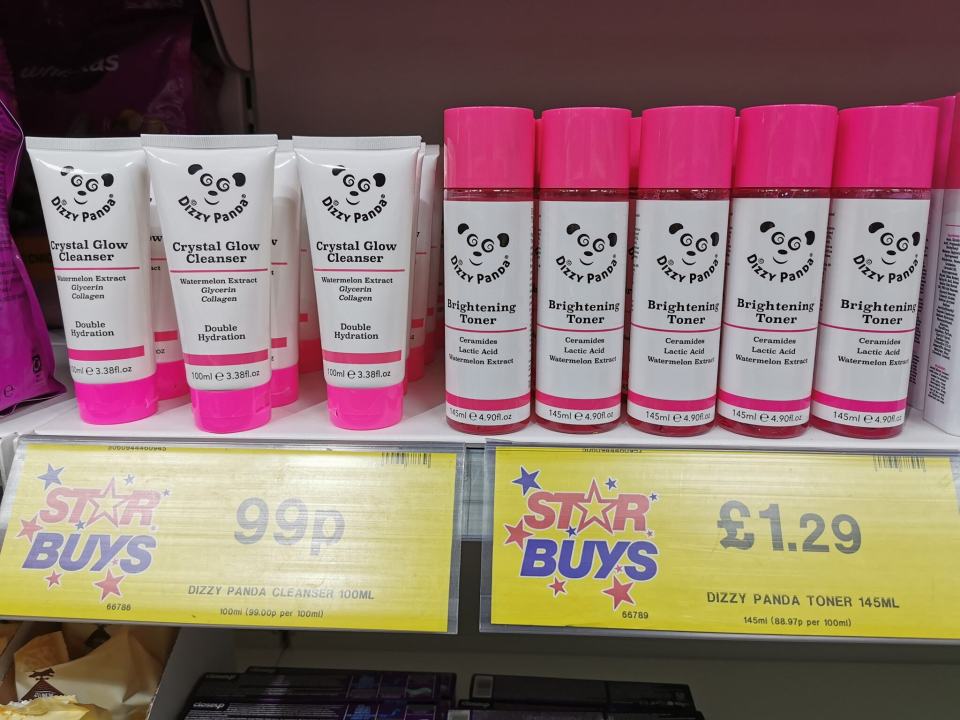 Hilariously, the dupe brand is named Dizzy Panda