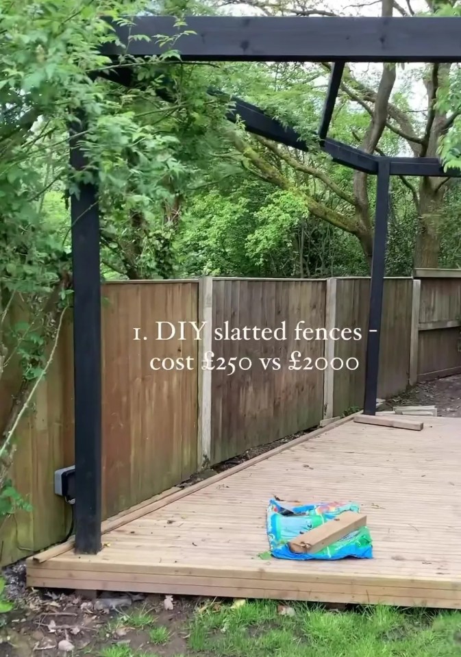 Sophie Higgs explained that it cost them £250 to create their own DIY slatted fences