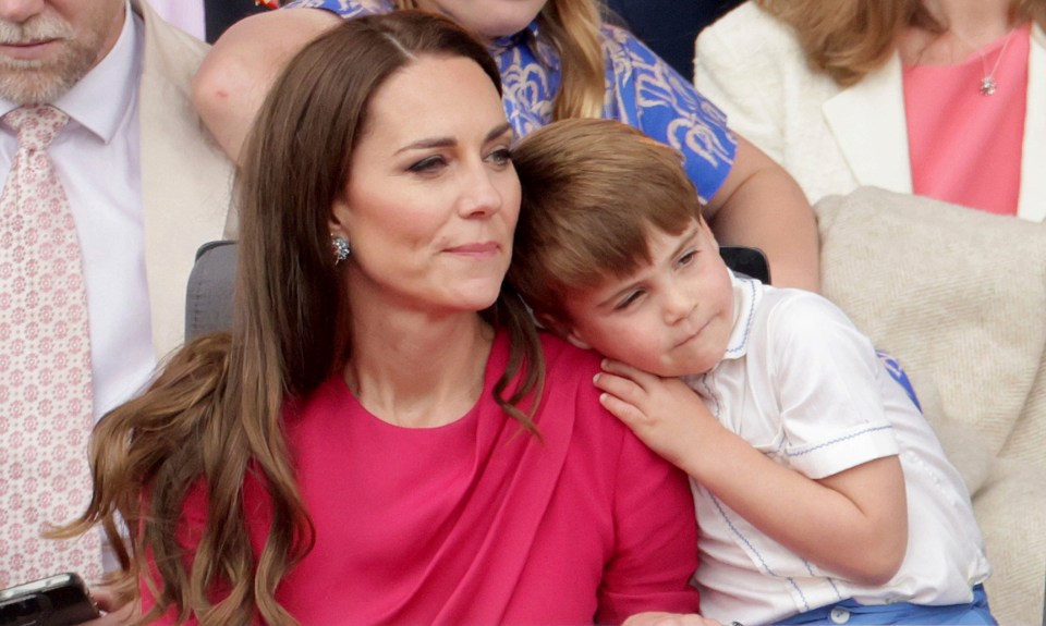 The prince leans on his mum Princess Kate at the Platinum Jubilee in 2022