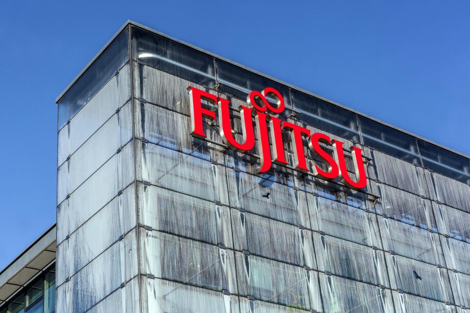 Fujitsu is still being awarded Government contracts, even after it agreed not to take new taxpayer-funded public works