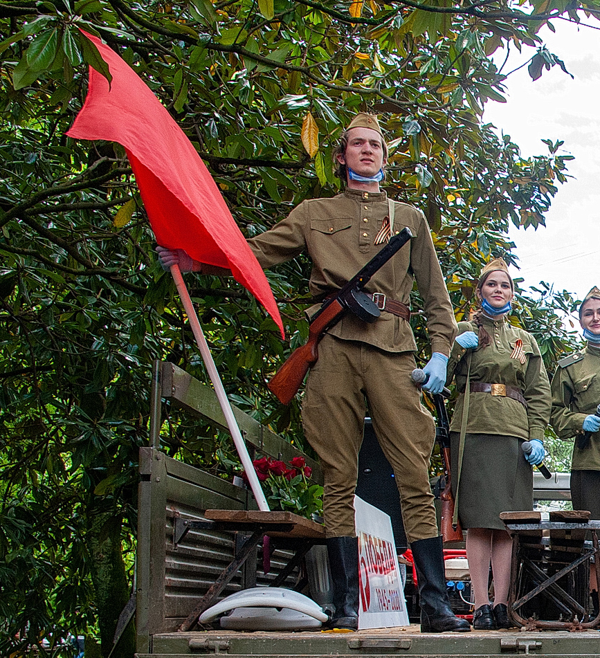 In 2020, David wore military uniform and held a giant red flag commemorating veterans in Sochi on the Black Sea, where he studied