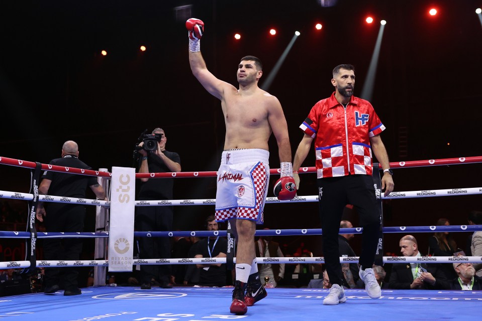 Filip Hrgovic celebrates victory against Mark De Mori