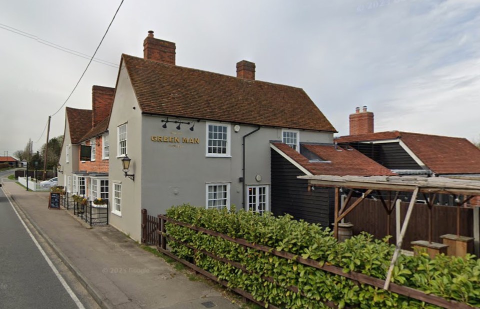 The iconic 14th-century Galvin Green Man has been named the best pub in Essex