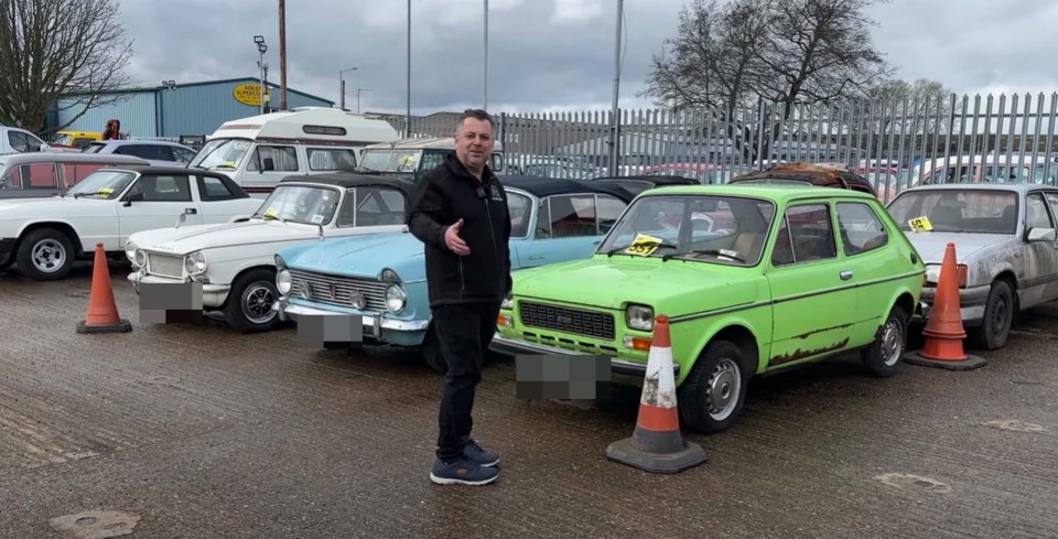 UK Barn Finds host Elton showing off the Fiat 127