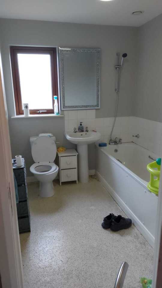 A DIY fan has revealed that she gave her once very plain bathroom a total transformation, without breaking the bank