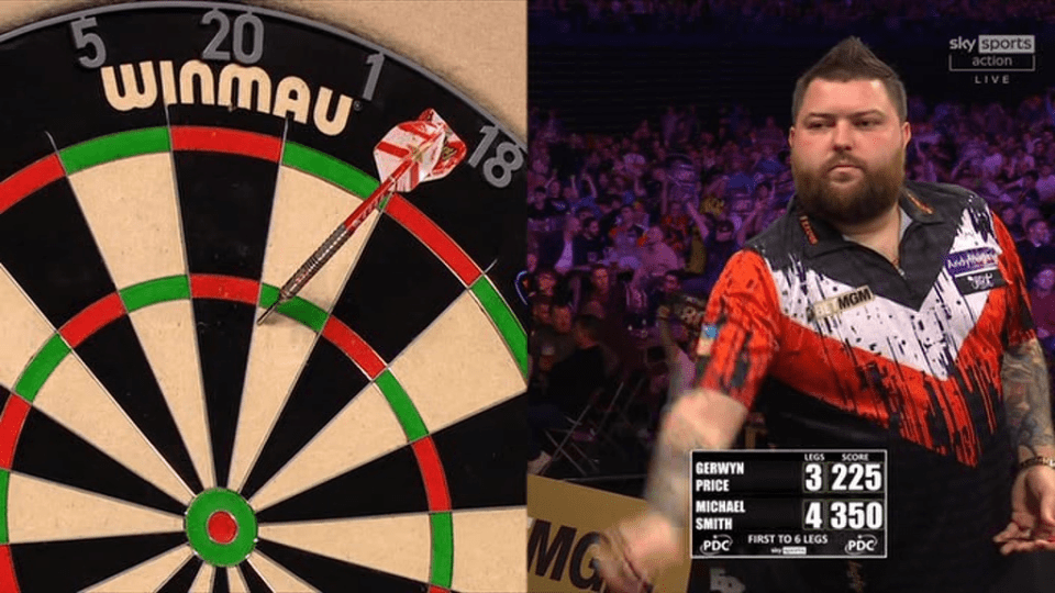 The scoreboard changed during Michael Smith's clash with Gerwyn Price