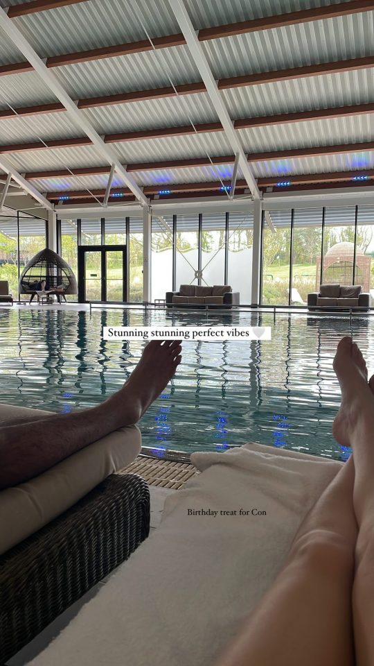 The couple enjoyed an afternoon by the pool