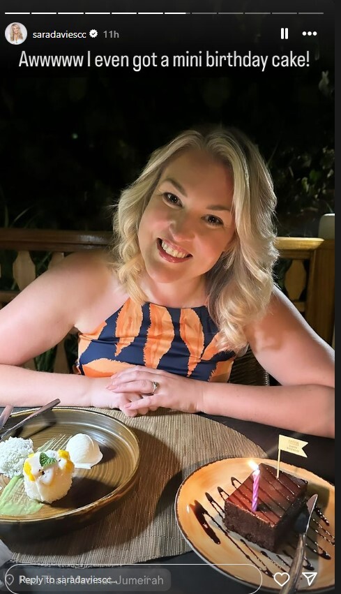 Sara wore summer dress with a feather print for her extravagant birthday dinner