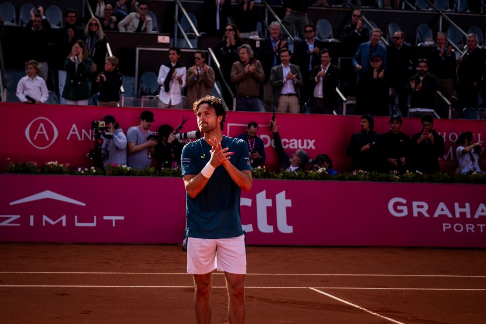 The bizarre coverage occurred during day three... which featured the final match of Joao Sousa