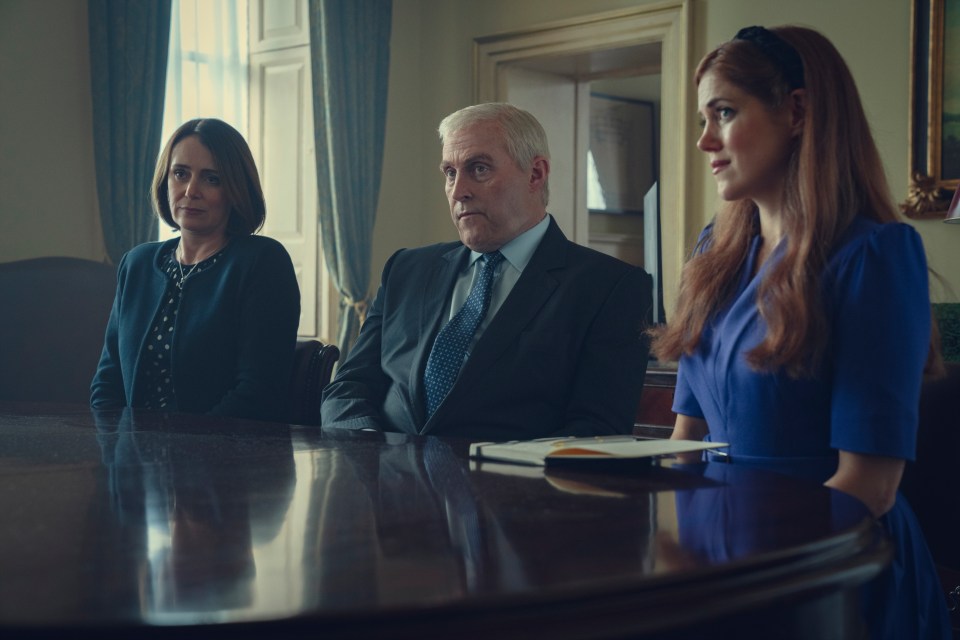 Keeley Hawes as Amanda Thirsk, Rufus Sewell as Prince Andrew and Charity Wakefield as Princess Beatrice in Scoop