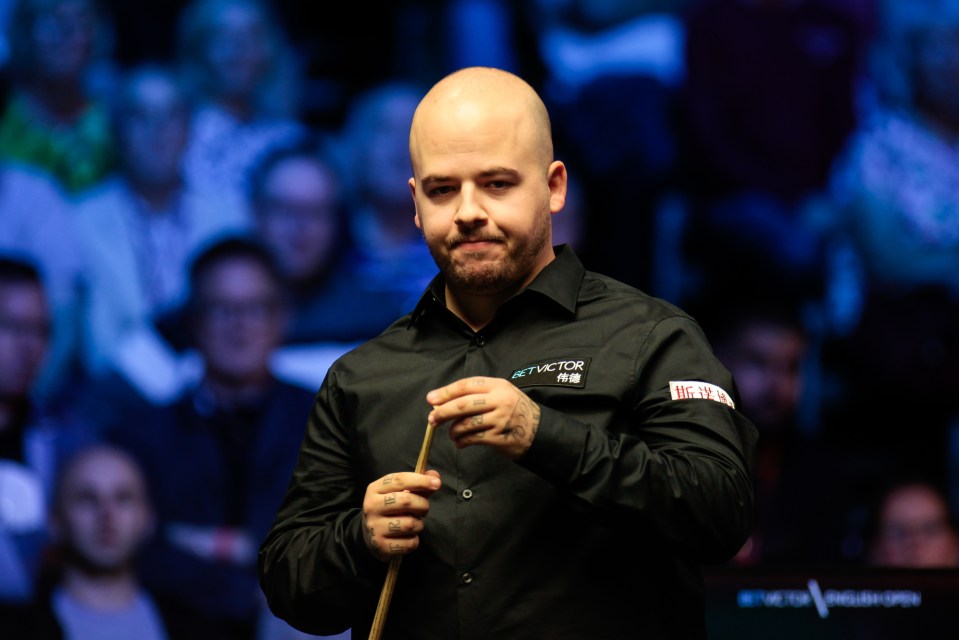 He believes chiefs have not done enough to promote winner Luca Brecel