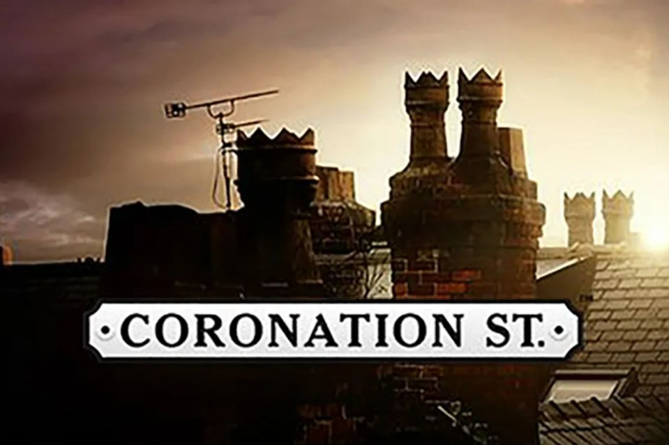 A Coronation Street star has given away her surprise return to the soap two years after her exit