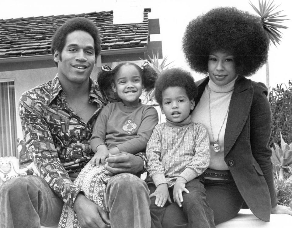 OJ and wife Marguerite with Jason and Arnelle as children