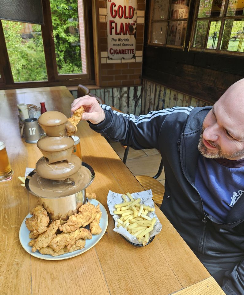 The treat at The Leopard in Nantwich, Cheshire, costs £30