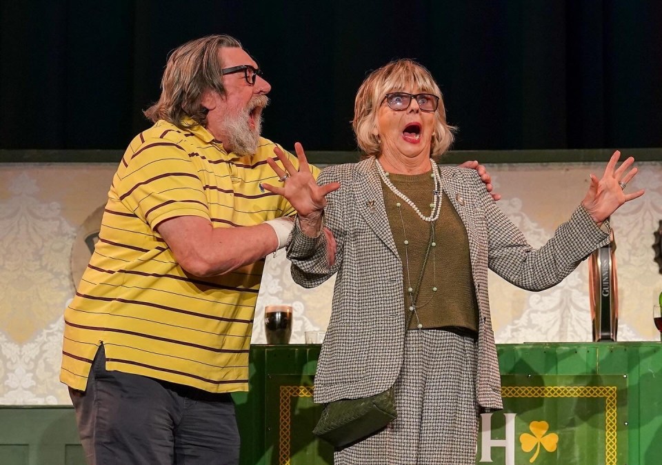 Sue Johnston surprised co-star Ricky Tomlinson on stage