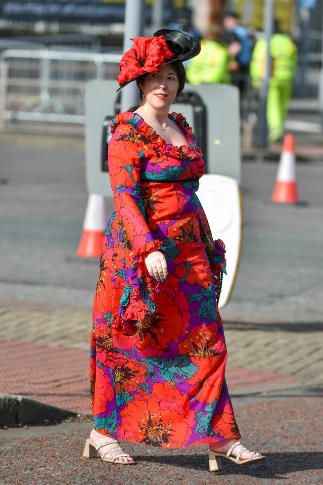 Florals were the design of choice for this Aintree reveller