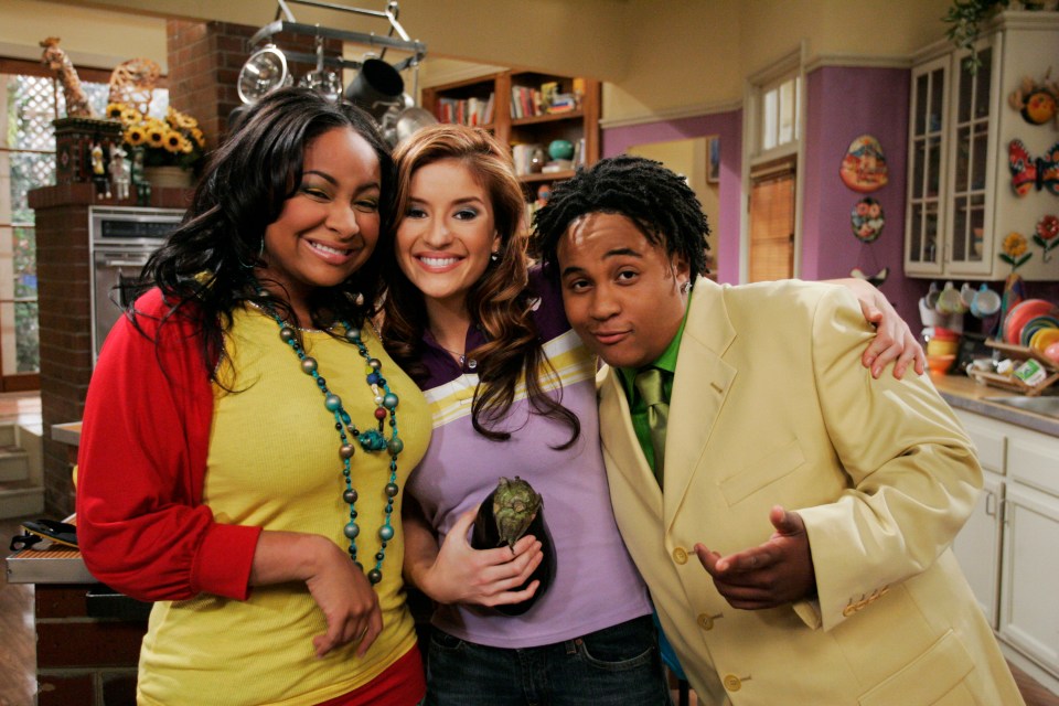 Pictured with her co-stars Raven Symoné and Orlando Brown