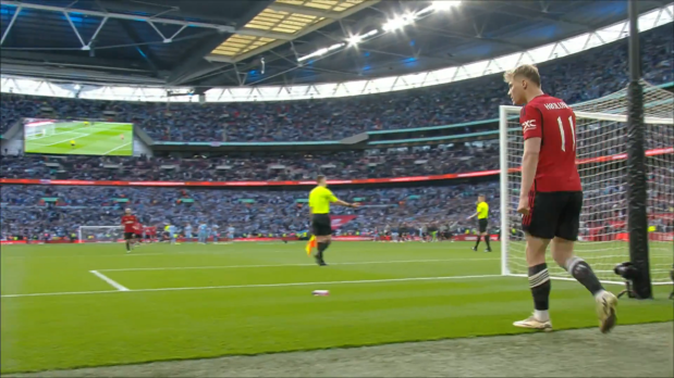 Rasmus Hojlund was alone after the penalty shootout victory against Coventry