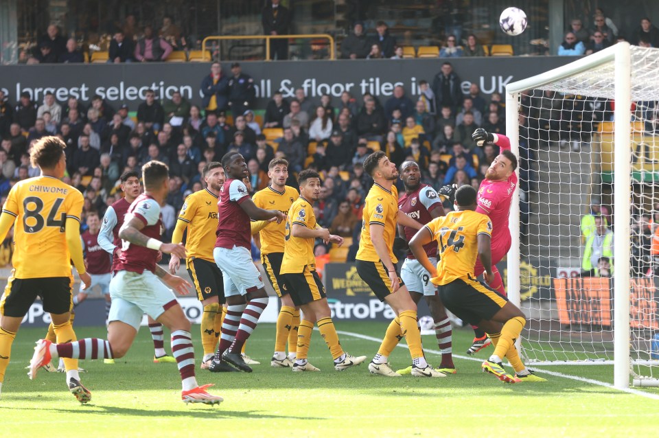 His in-swinging corner flew over Jose Sa and dropped into the back of the net