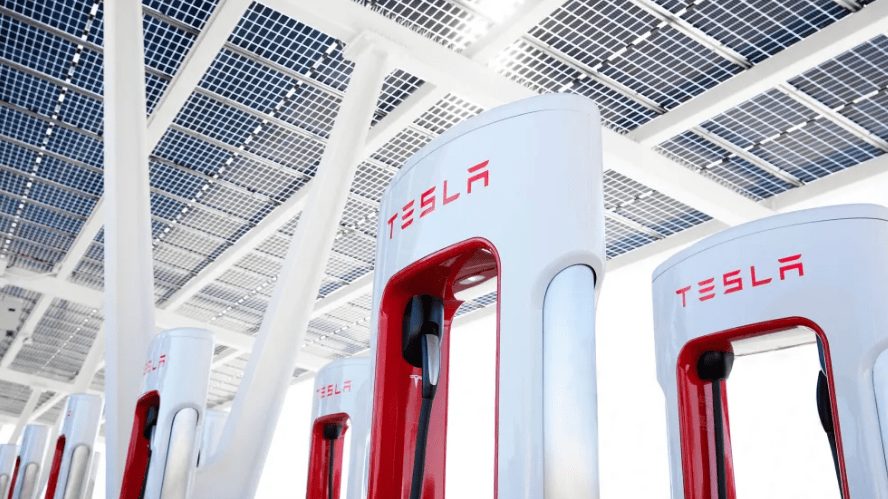 Tesla's new V4 superchargers were introduced in the UK in August last year