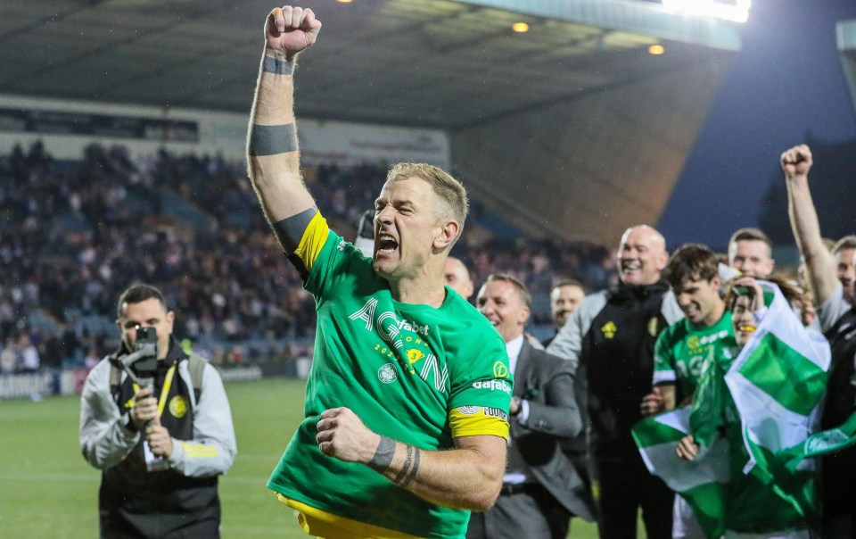 Joe Hart celebrated winning the Scottish Premiership on Wednesday night