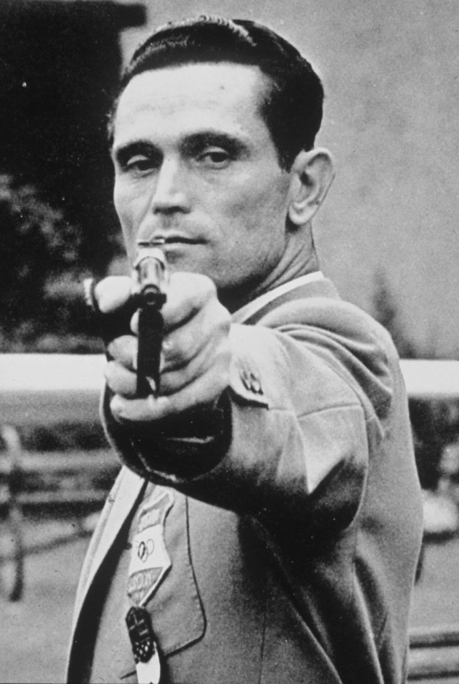 Amazing Hungarian pistol shooter Károly Takács retrained to shoot with his left hand after his trigger hand was blown off by a grenade