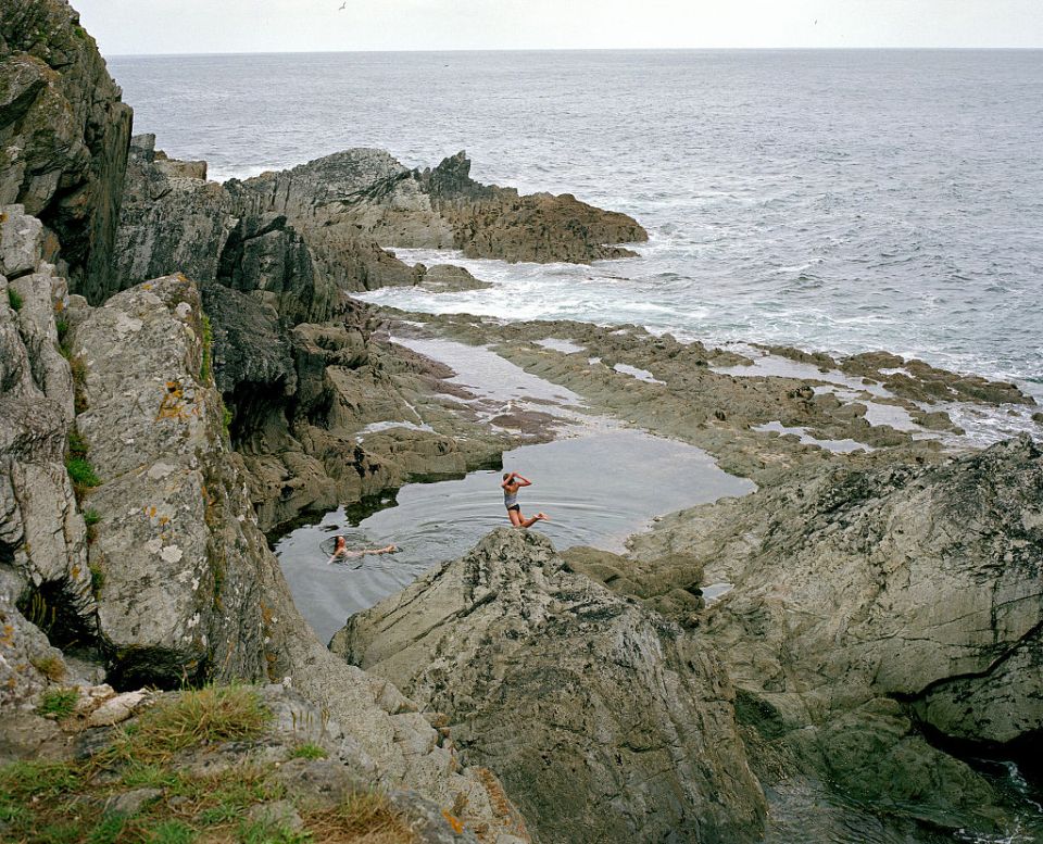 Chapel Rock is an ideal wild swimming spot for families with smaller children