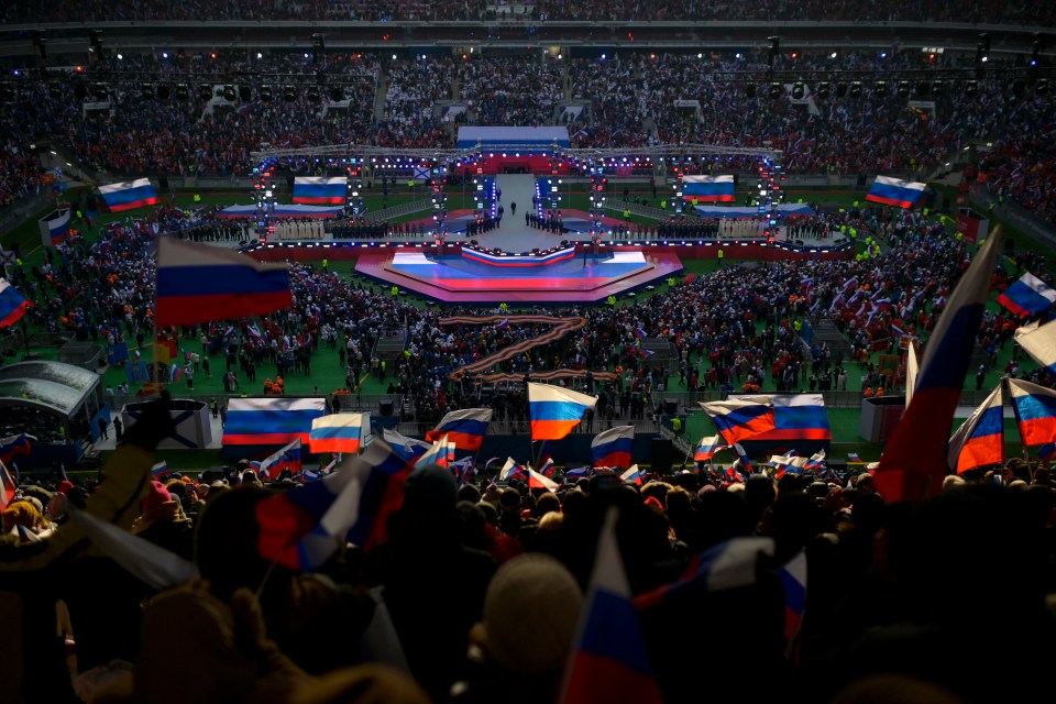 Reports are saying Kanye will bring his musical genius to the Luzhniki stadium in the autumn