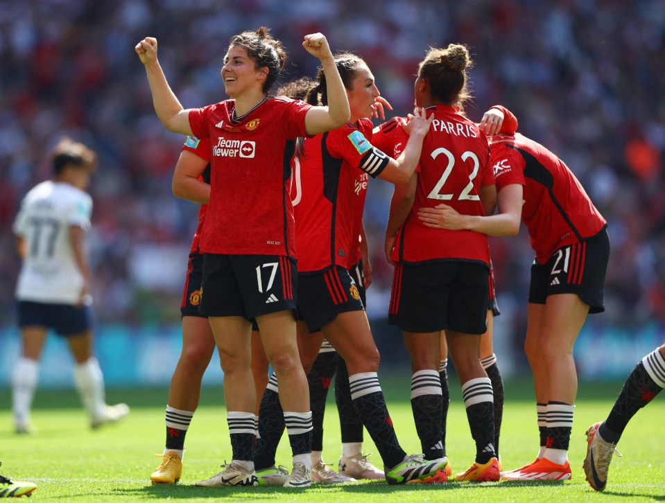 Manchester United beat Tottenham to win the Women's FA Cup