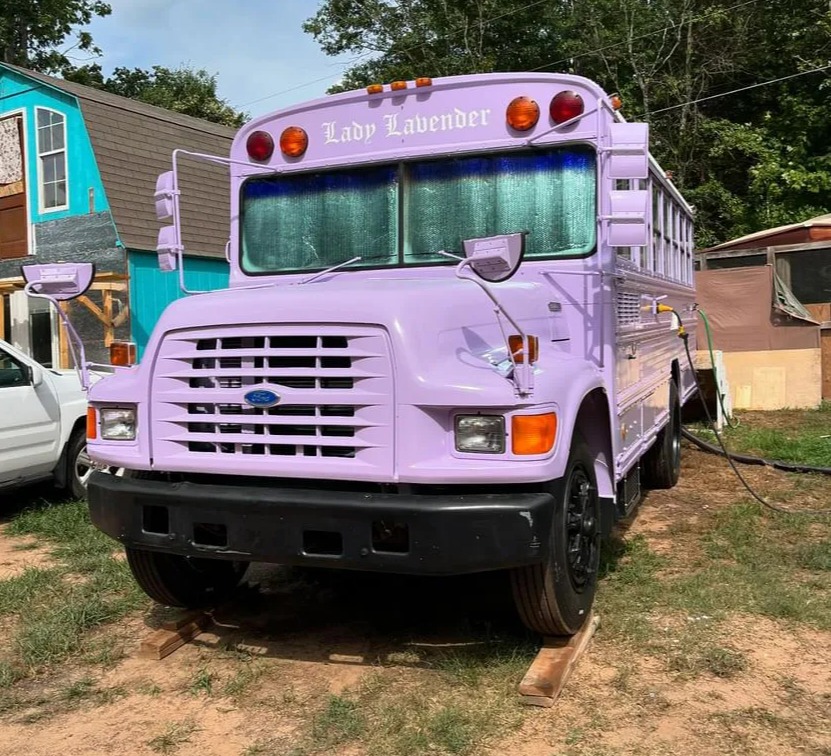 Alexa Berrong bought an old school bus for £2,500 and now uses it as her home and art gallery