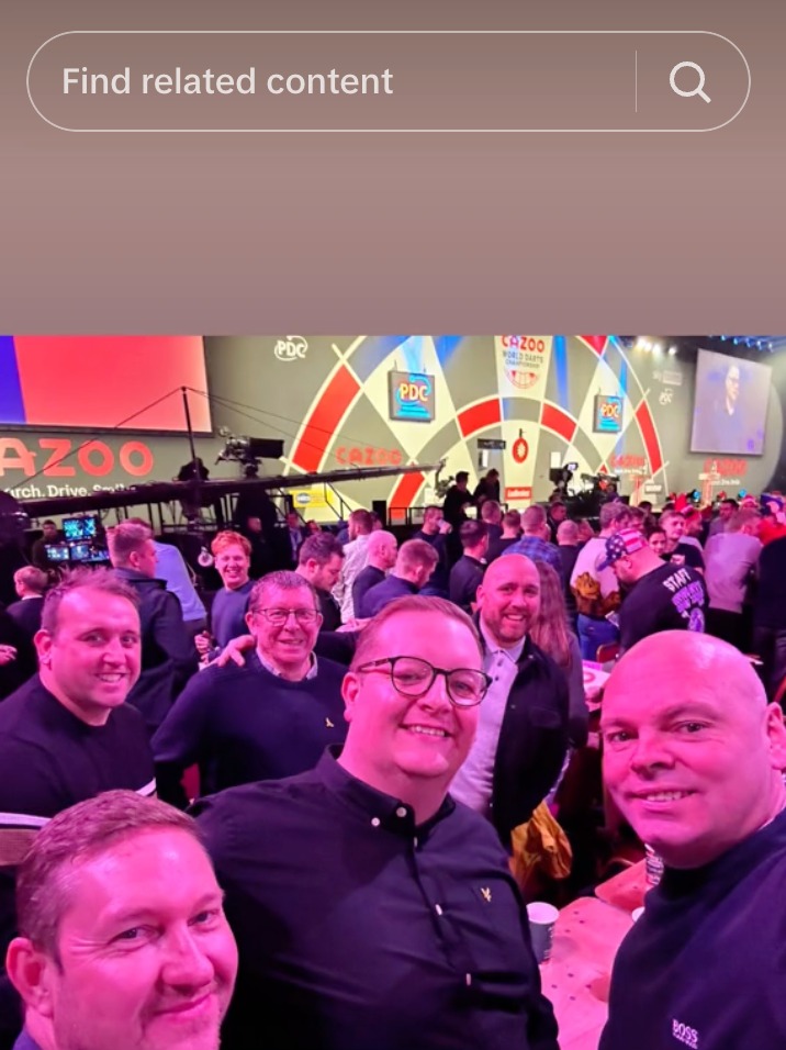 Bingham shares a night out with the lads at the darts