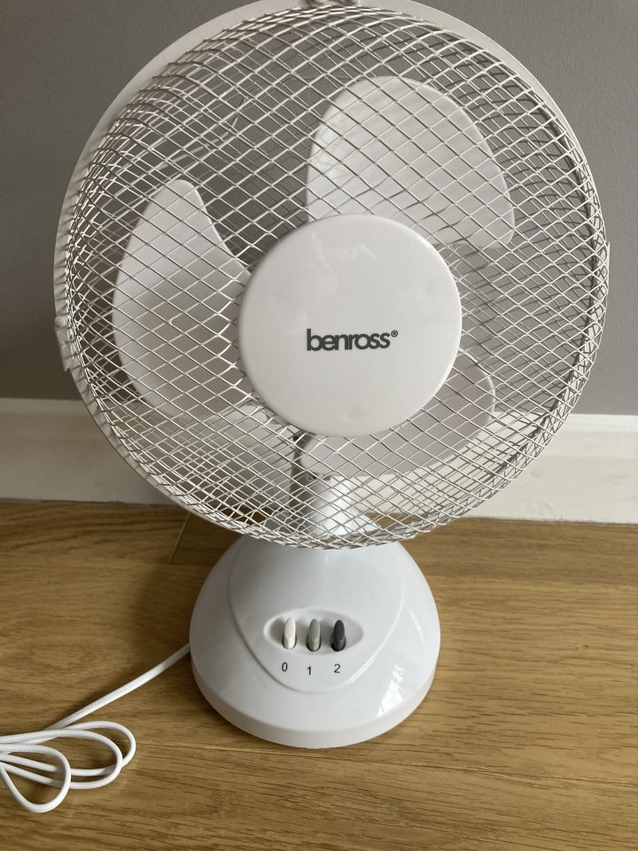 Benross White 9” 21W Table Fan