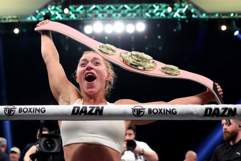 LEEDS, ENGLAND - JANUARY 20: Elle Brooke celebrates with her belt after victory in the Misfits Boxing Female Middleweight title fight between Andrea Jane (AJ) Bunker and Elle Brooke at First Direct Arena on January 20, 2024 in Leeds, England. (Photo by George Wood/Getty Images)