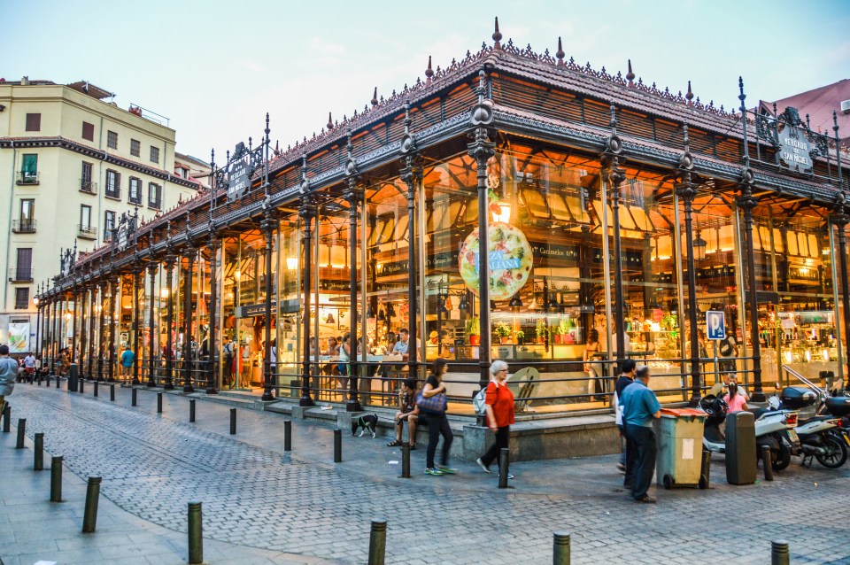 If you love food stalls, visit the Mercado de San Miguel