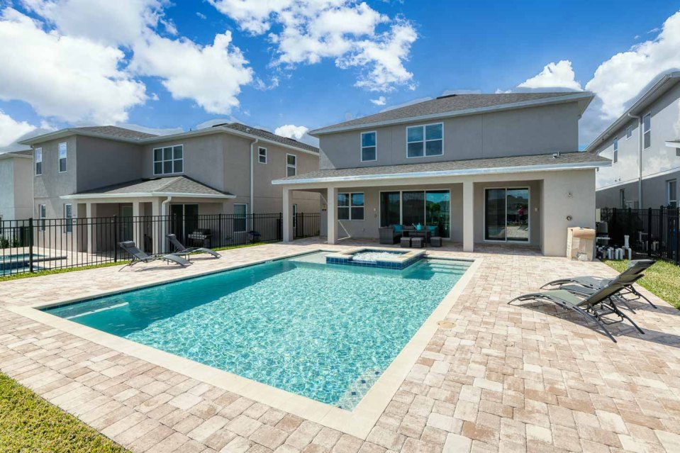 Stay in luxury in Orlando by hiring out your own villa, for up to eight guests