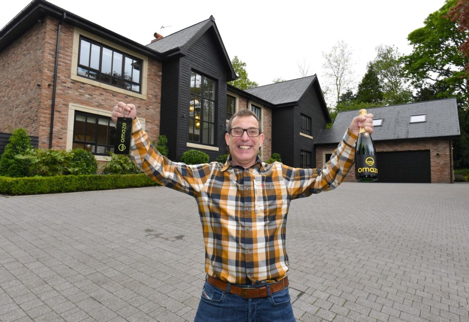 Kevin celebrated in style after winning the dream home