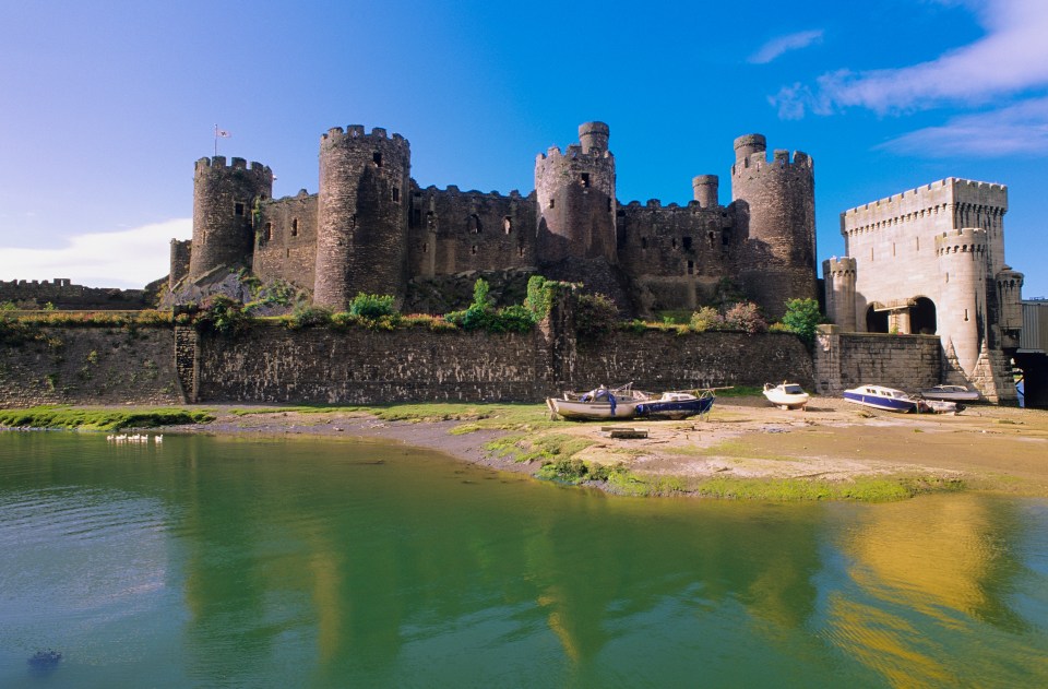 Conwy Castle was built between 1283 and 1289, as part of England’s conquest of Wales