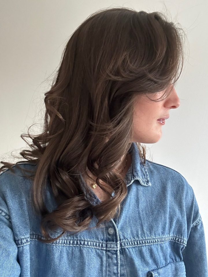 The Nicky Clarke AirStyle Pro creates tight curls which last all day